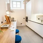 Baragiola Apartment Como